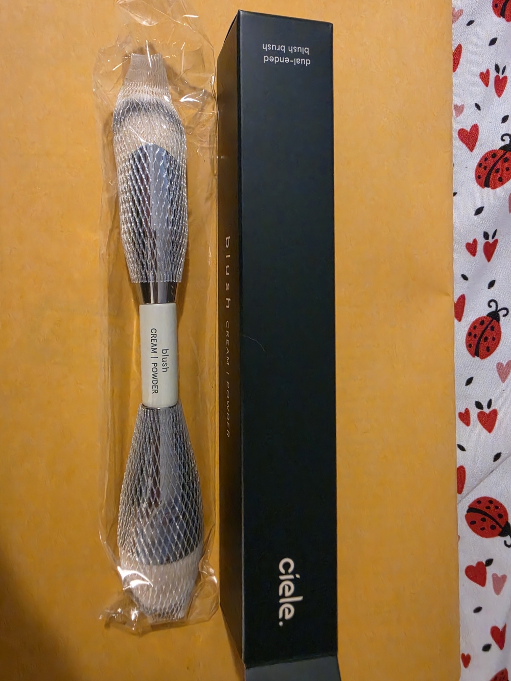 Ciele Dual-Ended Makeup Brush — cream powder vegan cruelty free